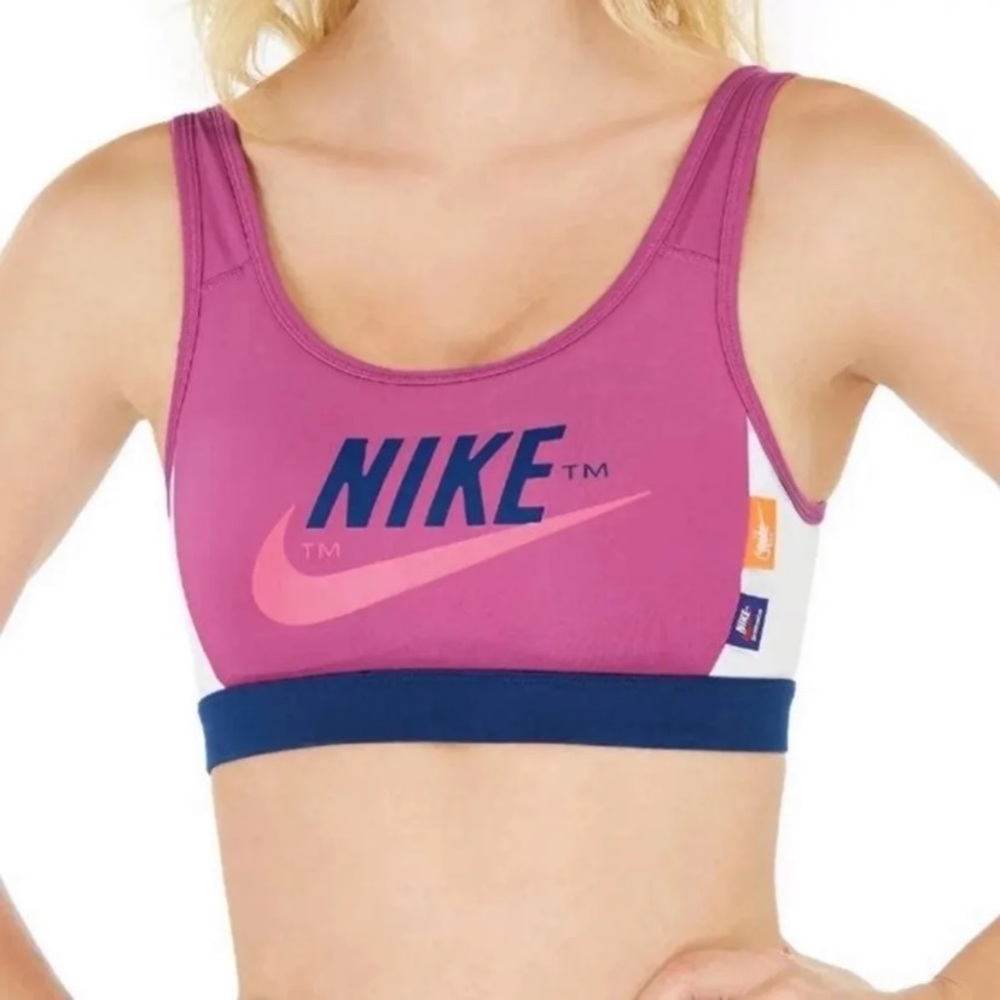 Nike medium-support sports bra